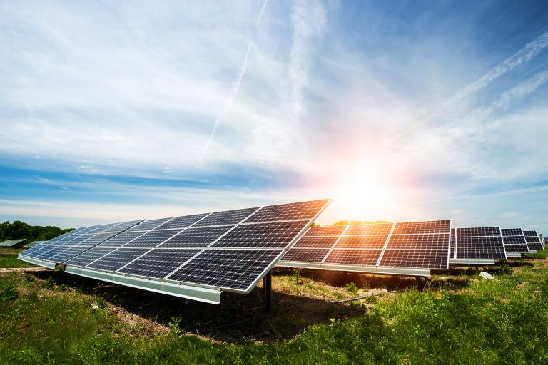 panouri fotovoltaice credite investitii verzi